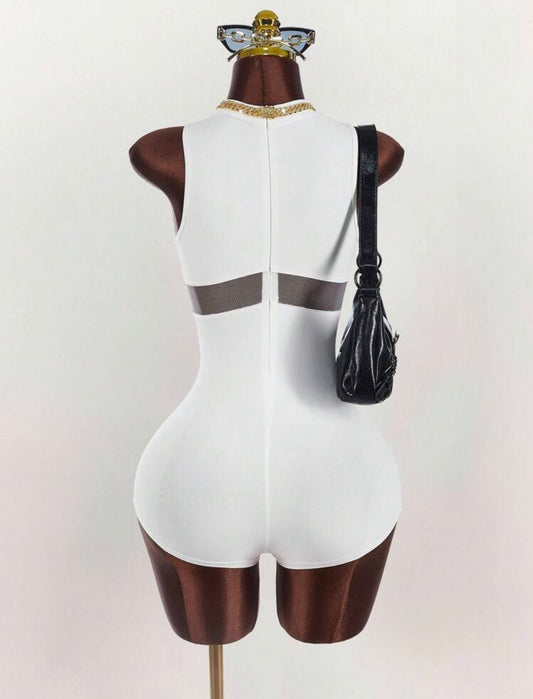 Macacão White Vision