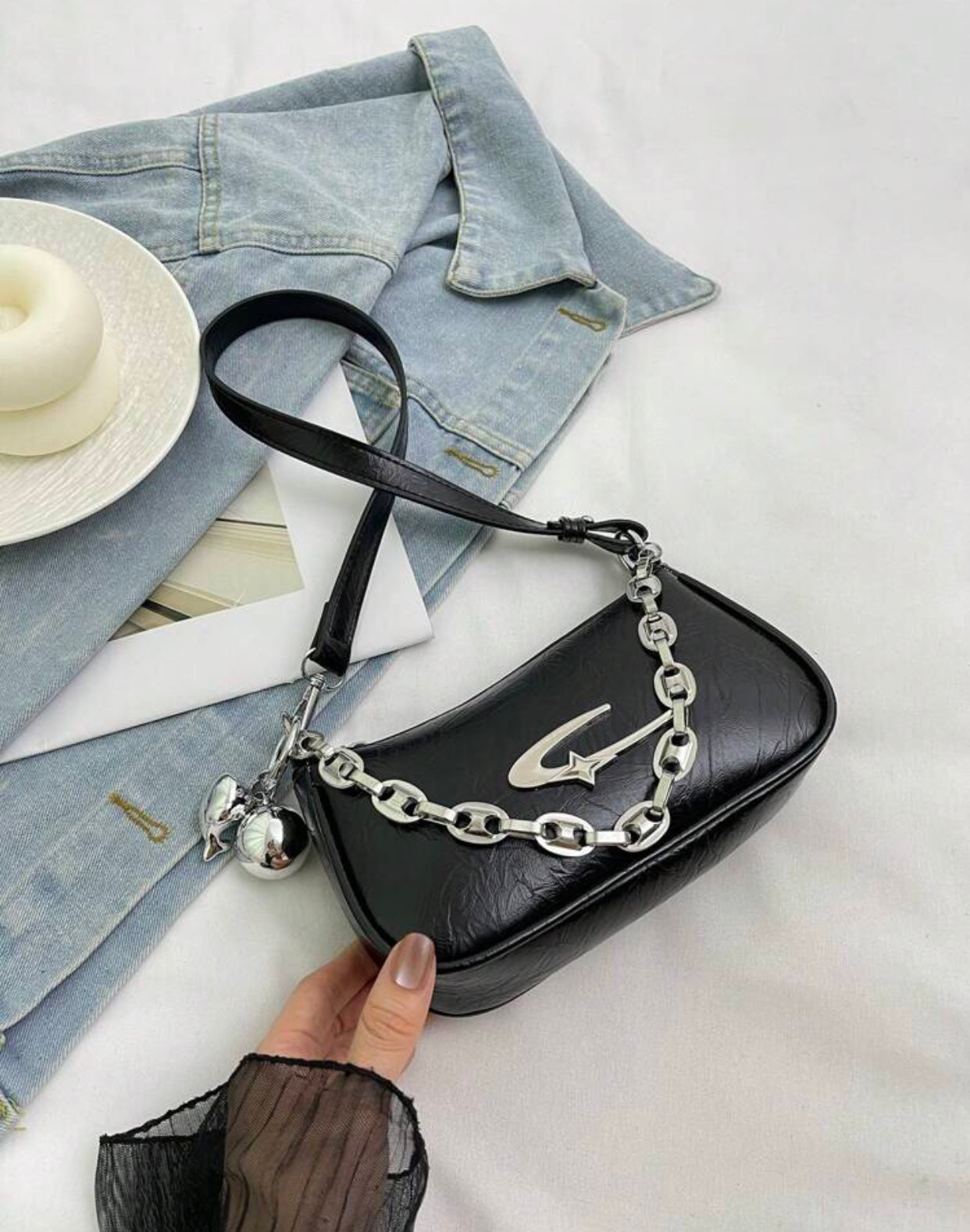 Bolsa Street Chain